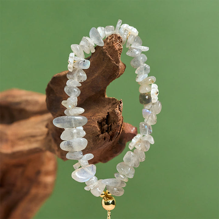 Bransoletka z nieregularnym wzorem kwiatów z kryształu Buddha Stones z ametystem i białym kryształem - image 20