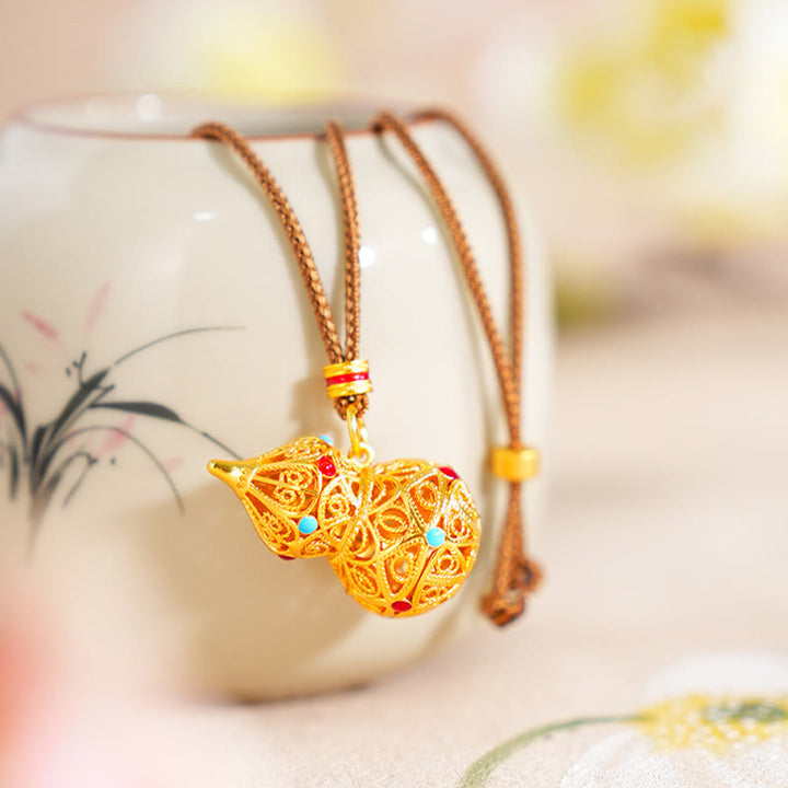 Naszyjnik z zawieszką z motywem pustej tykwy z Buddha Stones, 24-karatowym złotem, z mosiądzu, z liną - Gurda - image 1