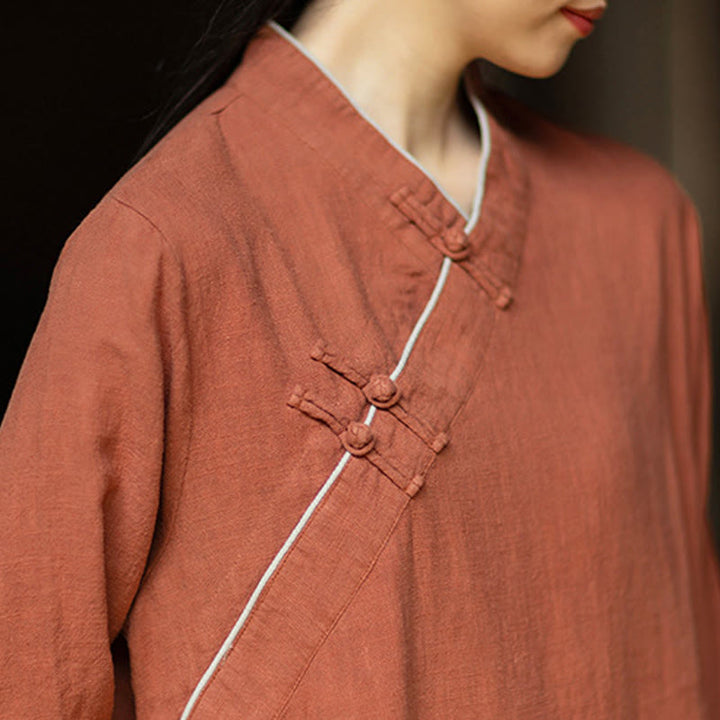 Sukienka midi z ramii z lnianymi ramiami, z długimi rękawami i kieszeniami, z Buddha Stones i żabą, zapinana na guziki - image 6