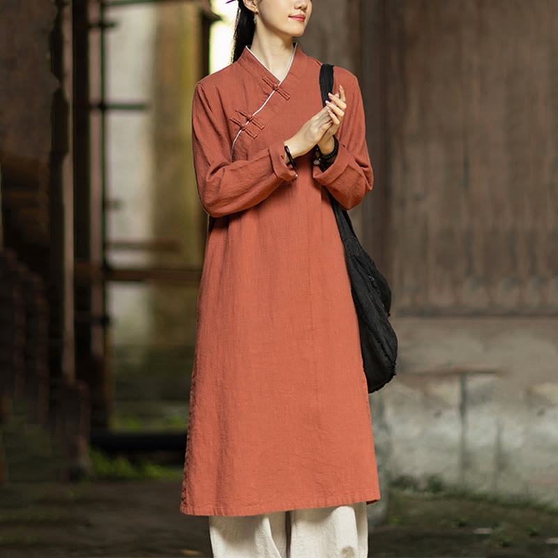 Sukienka midi z ramii z lnianymi ramiami, z długimi rękawami i kieszeniami, z Buddha Stones i żabą, zapinana na guziki - image 3