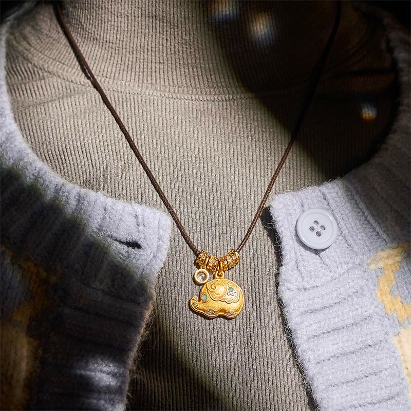 Naszyjnik z wisiorkiem z motywem słonia z Buddha Stones, 24-karatowego złota, z mosiądzu, z liną wzmacniającą - image 8