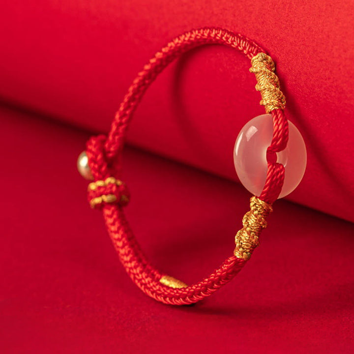 Bransoletka z białego chalcedonu i Buddha Stones z klamrą łączącą i węzłem liny - image 1