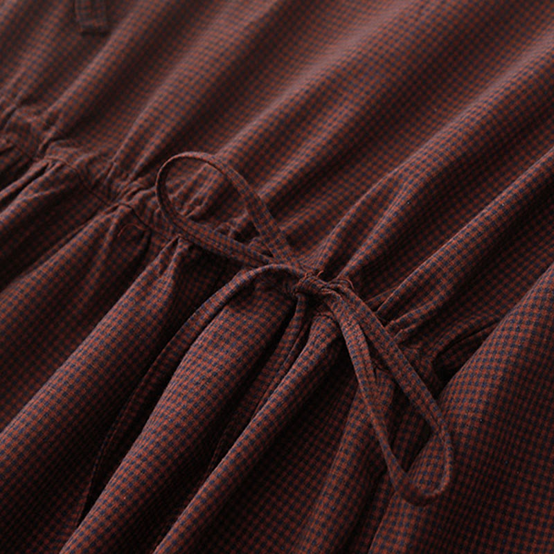 Jesienna sukienka midi z brązowymi kratkami i kołnierzykiem w kolorze brązowym z Buddha Stones aplikacją i kieszeniami - image 7