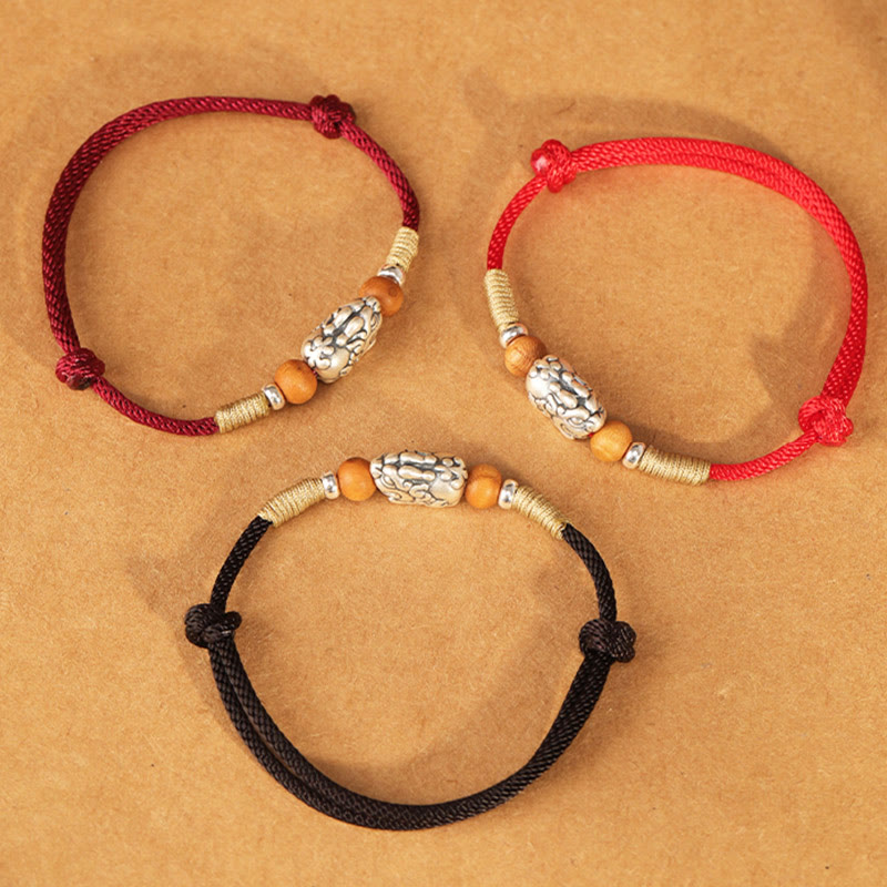 Bransoletka na Buddha Stones , zawieszką PiXiu ze srebra próby 999, koralikami z drewna brzoskwiniowego, ręcznie robioną, plecioną nicią szczęścia - image 24