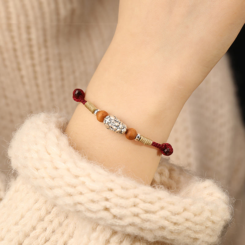 Bransoletka na Buddha Stones , zawieszką PiXiu ze srebra próby 999, koralikami z drewna brzoskwiniowego, ręcznie robioną, plecioną nicią szczęścia - image 10