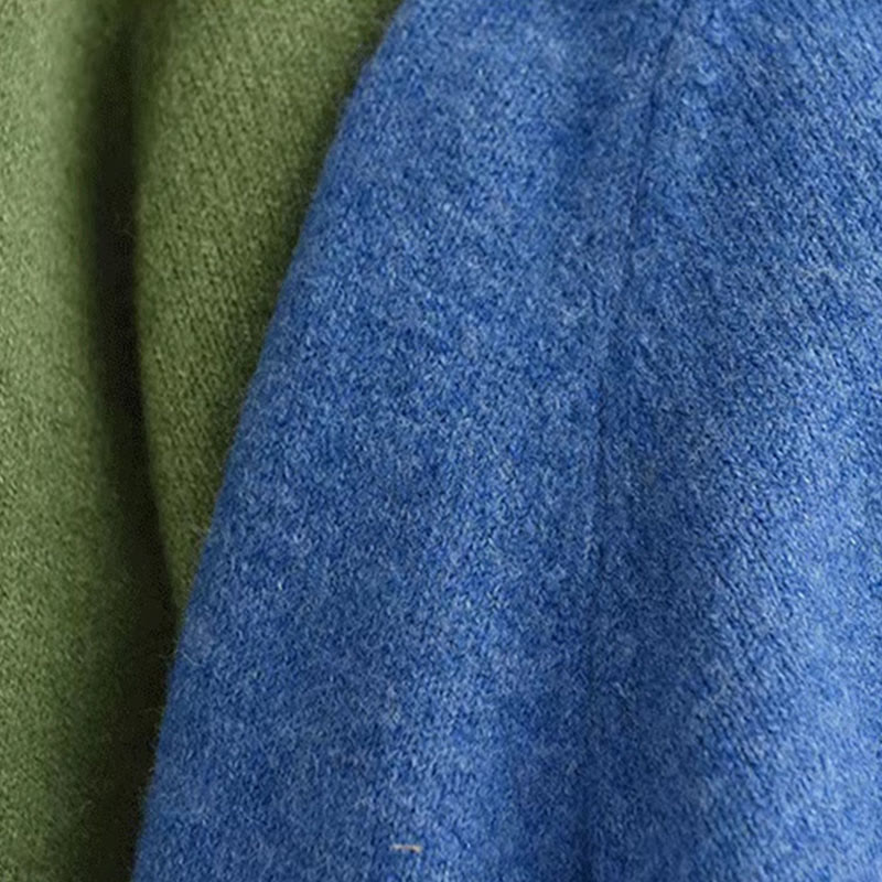 Zimowy sweter damski z dzianiny bawełnianej z okrągłym dekoltem i długim rękawem "Buddha Stones" - image 9