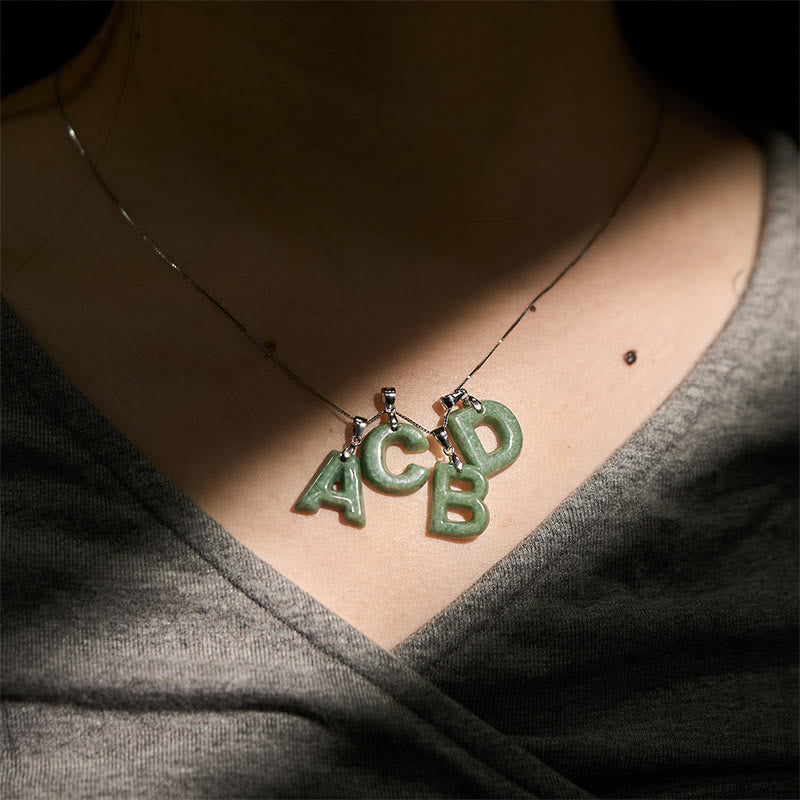 Naszyjnik z wisiorkiem "Prosperity" z naturalnym jadeitem w kształcie litery AZ, wykonany ze srebra próby 925 i srebra próby 925. - image 51