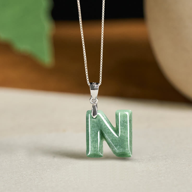 Naszyjnik z wisiorkiem "Prosperity" z naturalnym jadeitem w kształcie litery AZ, wykonany ze srebra próby 925 i srebra próby 925. - N - image 37