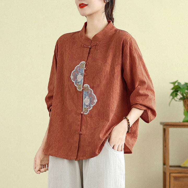Koszula damska z bawełny z haftem żakardowym w kwiaty z motywem Buddha Stones, z rękawami trzy czwarte i guzikami żabki - Pomidor - US12, UK/AU16, EU44 (3XL) - image 0