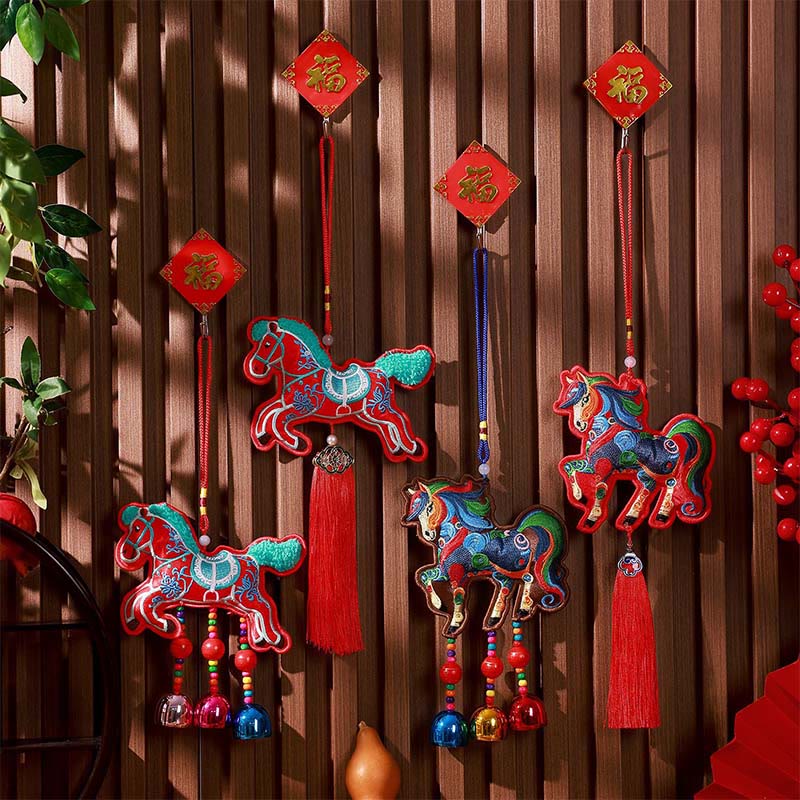 Buddha Stones, Rok Konia, Dzwonek, Haft, Wisząca Dekoracja - image 0