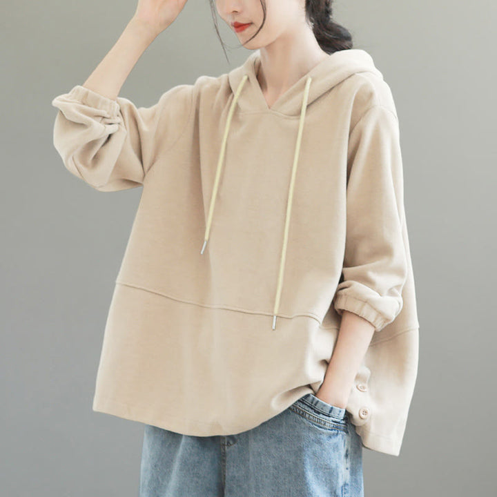 Bluza z kapturem damska z długim rękawem i bawełnianym nadrukiem "Buddha Stones Fall" w jednolitym kolorze i z bocznymi guzikami - image 3