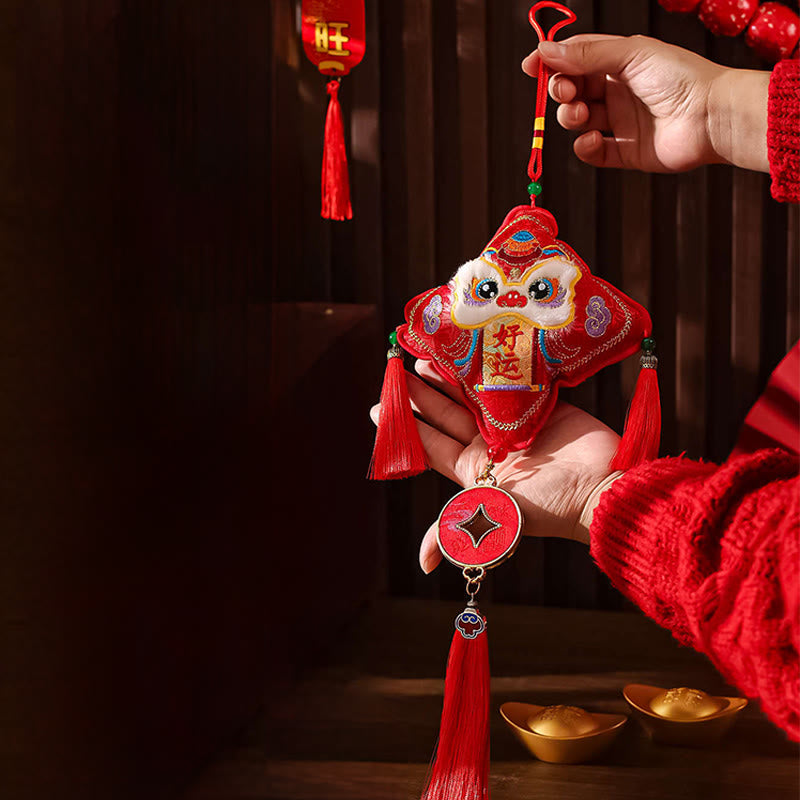 Haft Buddha Stones Rok Konia Fu Postać Miedziana Moneta Kształt Czerwony Sznurek Dekoracja Wisząca - Lew Szczęścia (15*52cm) - image 9