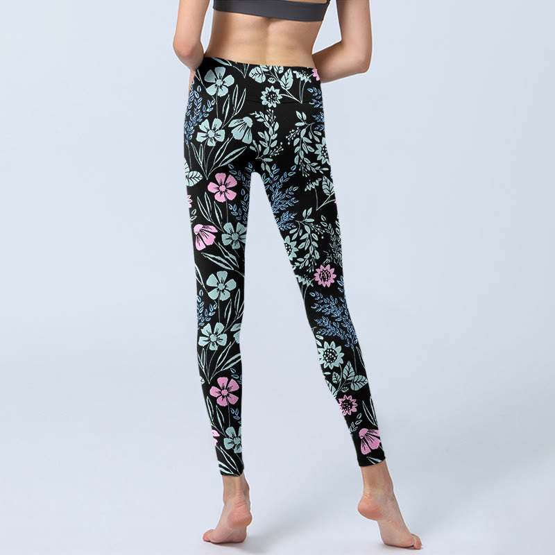 Legginsy do jogi Buddha Stones z kontrastowymi, wyrazistymi kolorami i wzorem kwiatów i liści w kwiaty - image 6
