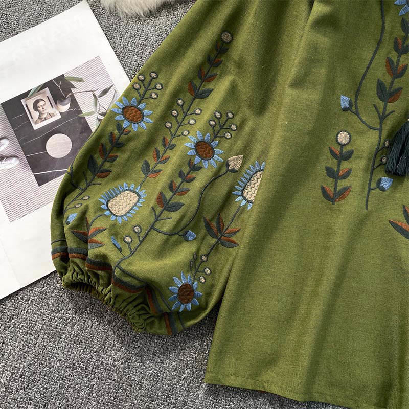 Koszulka damska z bawełny i lnu z okrągłym dekoltem i haftowanym motywem kwiatów i liści, z motywem Buddha Stones  - image 5