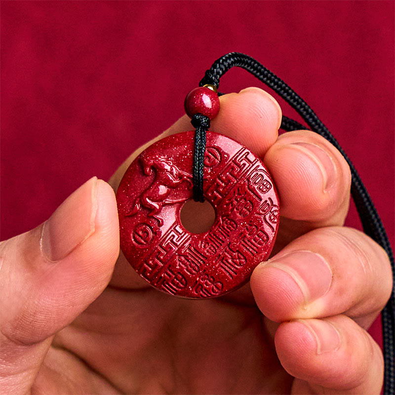 Buddha Stones Rok Konia Rzeźbiony Znak Fu Pokoju Klamra Projekt Naszyjnik Błogosławieństwo Pomyślności Cynober - image 3