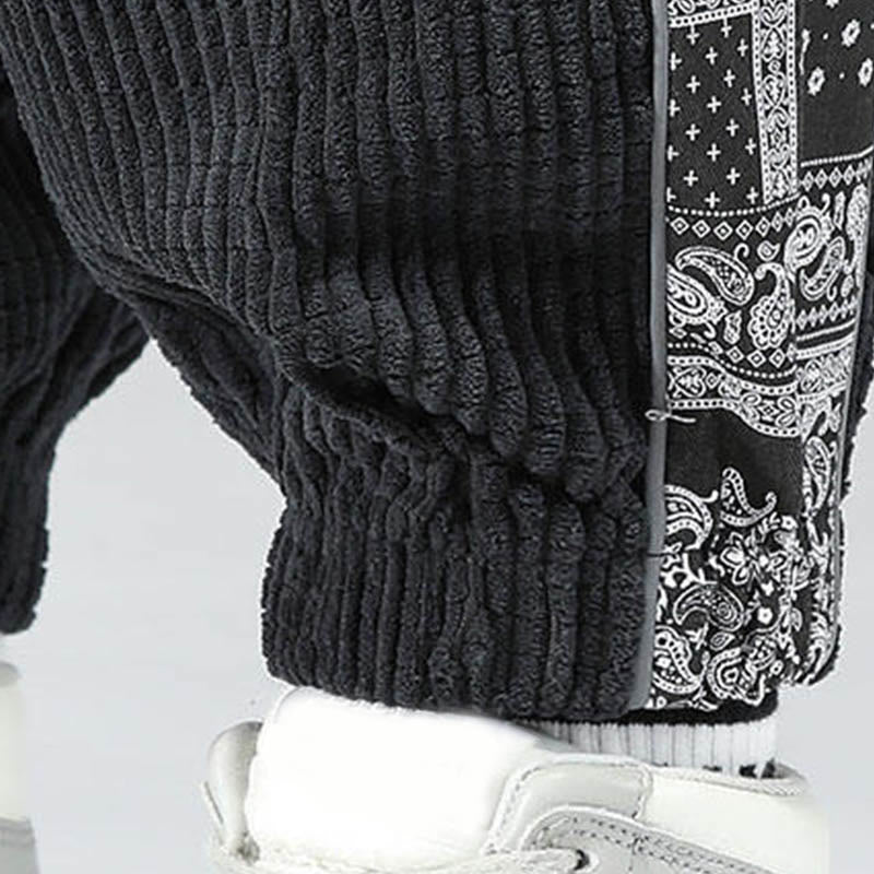 Spodnie męskie sztruksowe z kieszeniami i prostymi nogawkami do kostek, z kolekcji Buddha Stones Fall, ze ściągaczem po bokach i wzorem Paisley - image 12