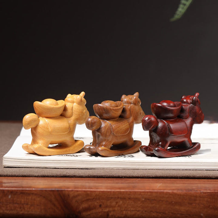 Buddha Stones Rok Konia Zielone drzewo sandałowe Czerwone drzewo sandałowe Drewno lipowe Rzeźbione Sztabki Pozytywna Dekoracja - image 7