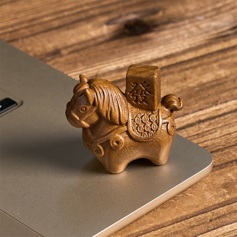 Buddha Stones Rok Konia Zdobądź bogactwo Zielone drzewo sandałowe Małe liście Czerwone drzewo sandałowe Drewno lipowe Zwierzęta Pozytywna dekoracja - image 2