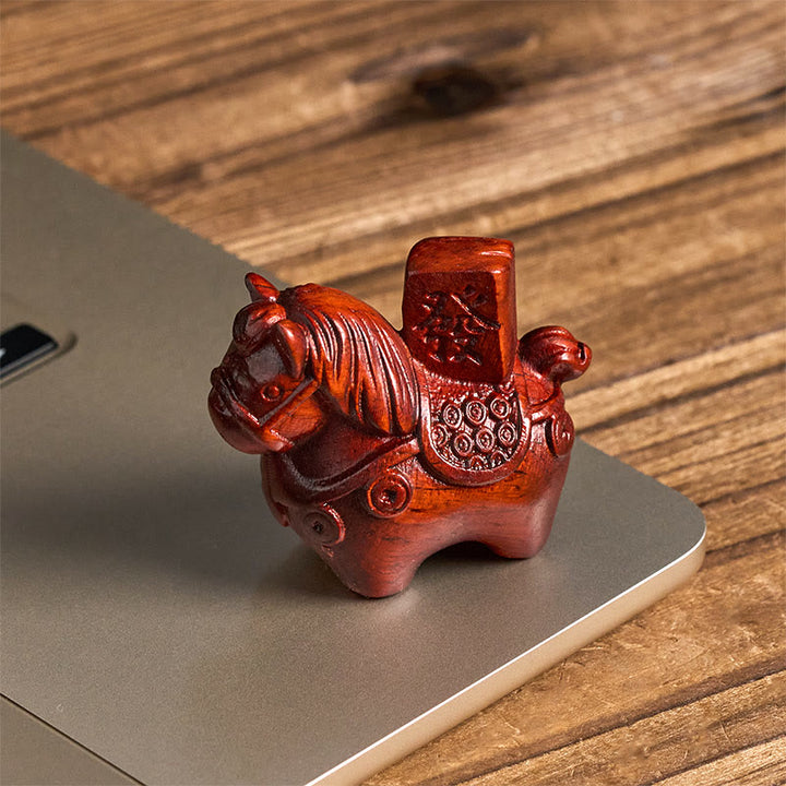 Buddha Stones Rok Konia Zdobądź bogactwo Zielone drzewo sandałowe Małe liście Czerwone drzewo sandałowe Drewno lipowe Zwierzęta Pozytywna dekoracja - image 16