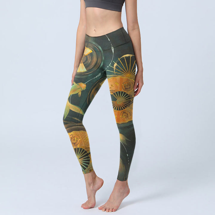 Buddha Stones Piękne składane legginsy do jogi z nadrukiem ryb koi - DarkOliveGreen - US18, UK/AU22, EU50 (4XL) - image 0