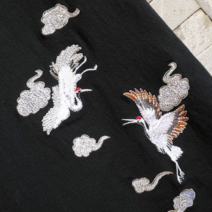 Buddha Stones Męska bawełniana kurtka kimono z krótkim rękawem i haftowanym wzorem żurawia i chmur, otwarta z przodu - image 10