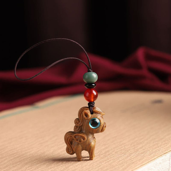 Buddha Stones Brelok relaksacyjny z małym liściem czerwonego drzewa sandałowego i zielonym drzewem sandałowym z roku konia - Zielona wisząca dekoracja z drzewa sandałowego - image 5