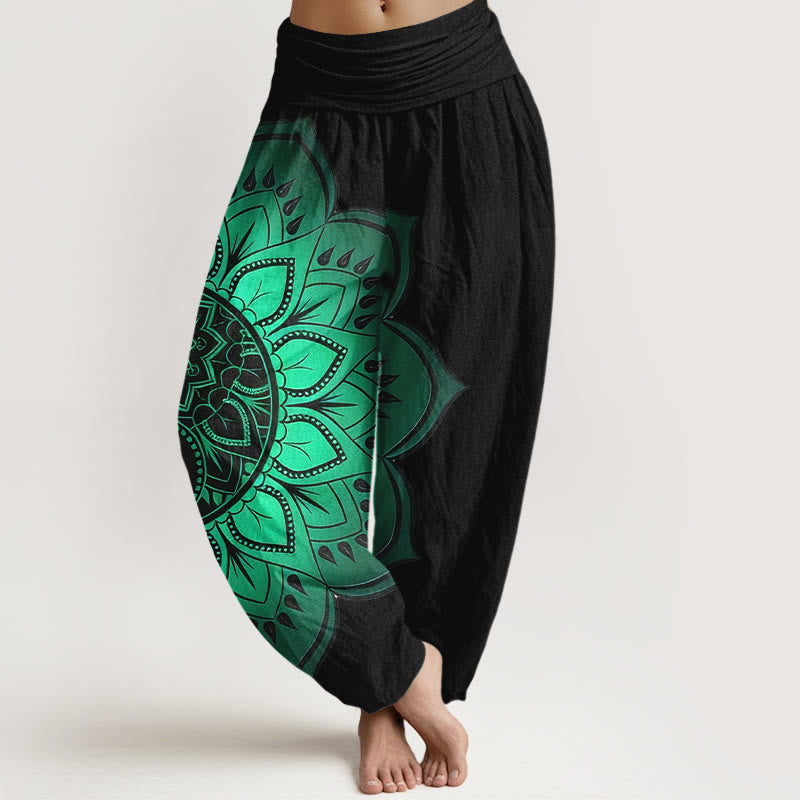 Buddha Stones Bawełniane spodnie haremki damskie z symetrycznym wzorem mandali i elastyczną talią - Czarny - US16, UK/AU20, EU48 (3XL) - image 0