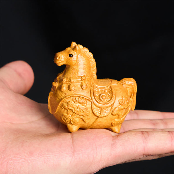 Buddha Stones Miniaturowy Rok Konia Lotos Hebanowy Drewno Lipowe Dekoracja z Zielonego Drzewa Sandałowego 5,5*5*3,2 cm - image 3