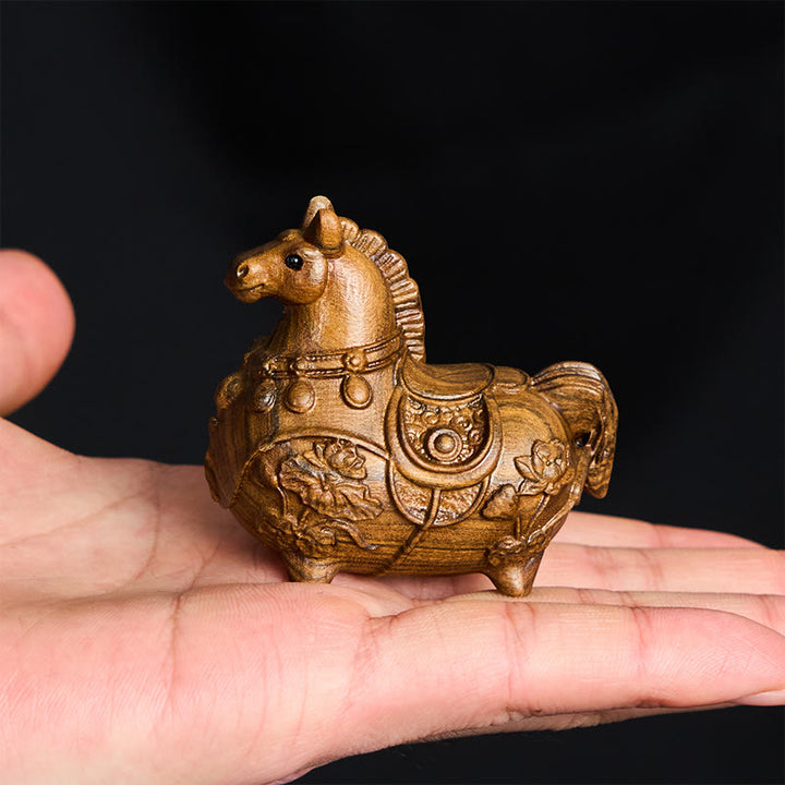 Buddha Stones Miniaturowy Rok Konia Lotos Hebanowy Drewno Lipowe Dekoracja z Zielonego Drzewa Sandałowego 5,5*5*3,2 cm - image 10