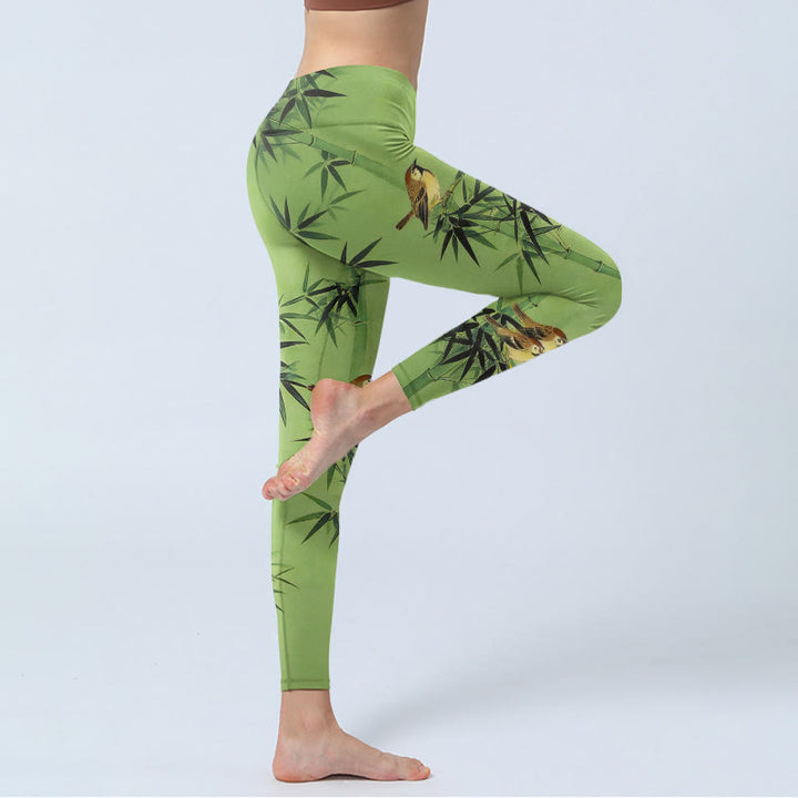 Buddha Stones Eleganckie legginsy do jogi damskie z nadrukiem w liście bambusa i ptakiem - image 3