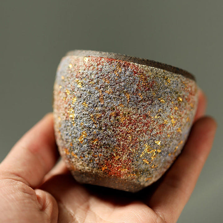 Buddha Stones Ceramiczna filiżanka do herbaty Kung Fu w kształcie ryby Koi z motywem złotej Arowany - image 2