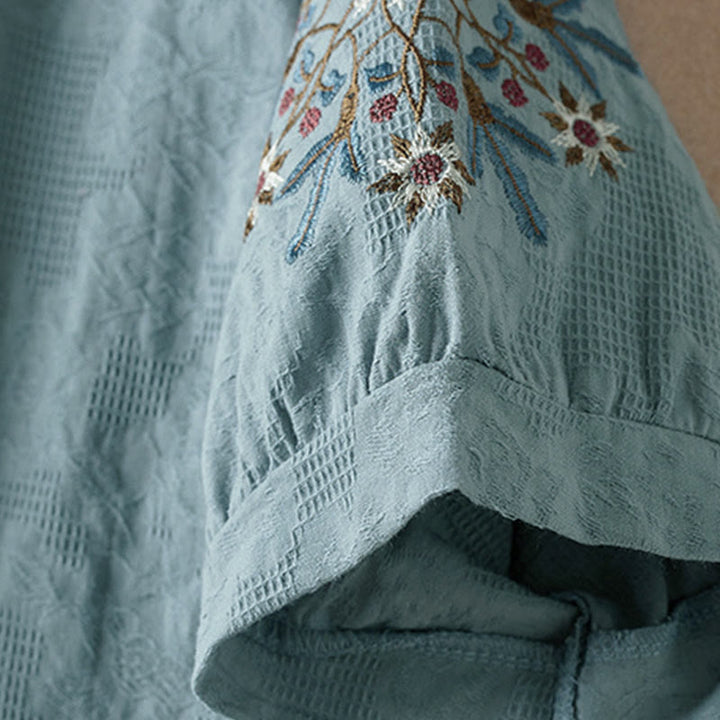 Buddha Stones Luźna damska bawełniana koszulka z klapami i kwiatowym wzorem - image 10