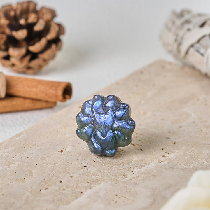 Buddha Stones Rzeźbiona dziewięcioogoniasta figurka z labradorytu, mądrość i uzdrawiająca dekoracja - image 4