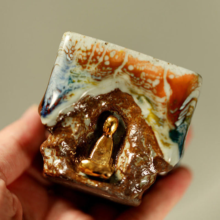 Buddha Stones Ręcznie malowana ceramiczna filiżanka do herbaty Kung Fu z medytującym Buddą Dunhuang Shino - image 1