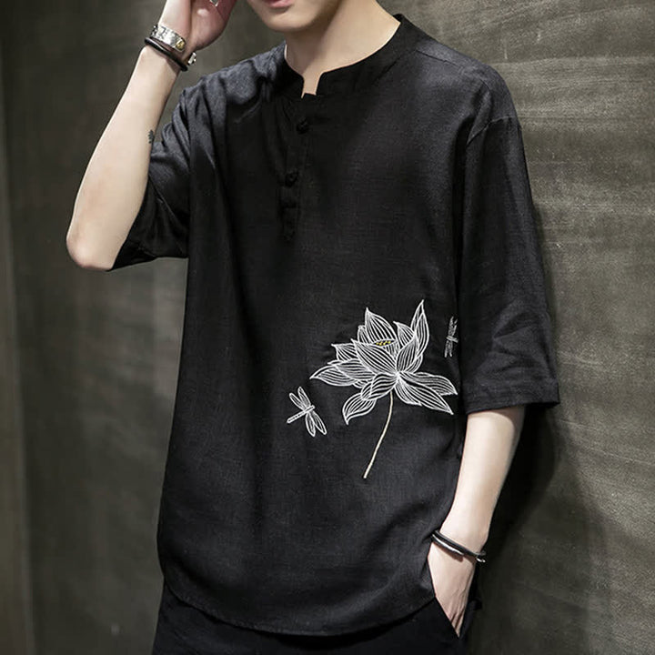 Buddha Stones Letnia męska koszulka z krótkim rękawem i haftowanym wzorem ważki lotosu z chińskim guzikiem żaby - image 4