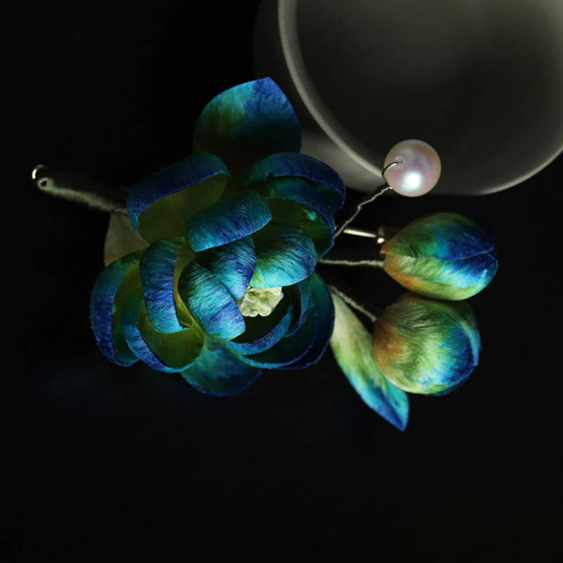 Buddha Stones Ręcznie robiona broszka ochronna z jedwabiu i aksamitu z kamelią - image 3