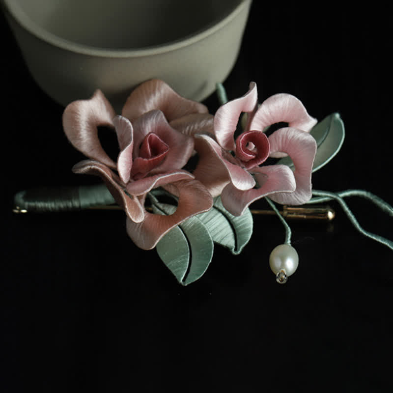 Buddha Stones Ręcznie wykonana broszka z jedwabiu z podwójnym kwiatem róży, błogosławieństwem i harmonią - image 9