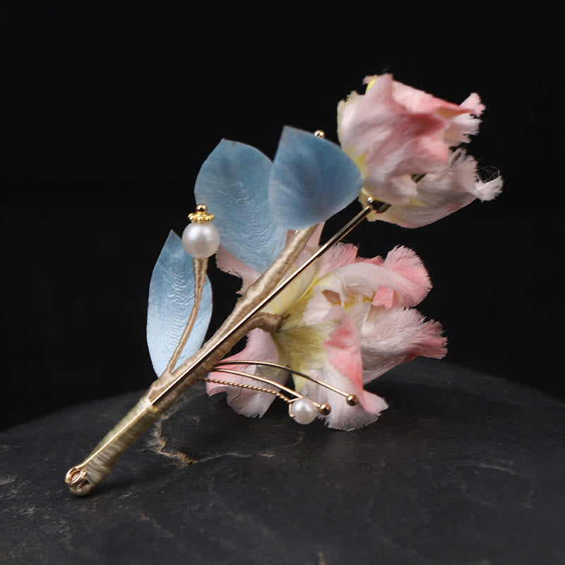 Buddha Stones Ręcznie wykonana broszka ochronna z jedwabiu w kolorze różowym z kwiatem irysa - image 3