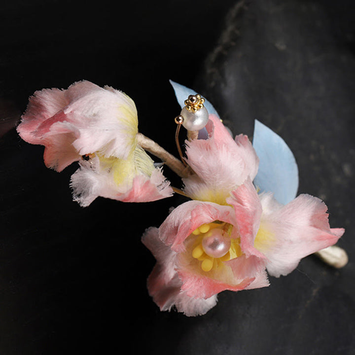 Buddha Stones Ręcznie wykonana broszka ochronna z jedwabiu w kolorze różowym z kwiatem irysa - image 6