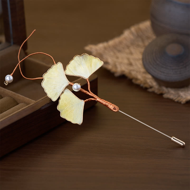 Buddha Stones Ręcznie wykonana broszka z jedwabiu w formie kwiatu z aksamitu z liściem miłorzębu - image 1