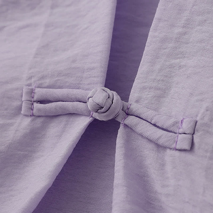 Buddha Stones Jednokolorowa damska koszulka z bufiastymi rękawami i guzikami w kształcie żaby - image 16