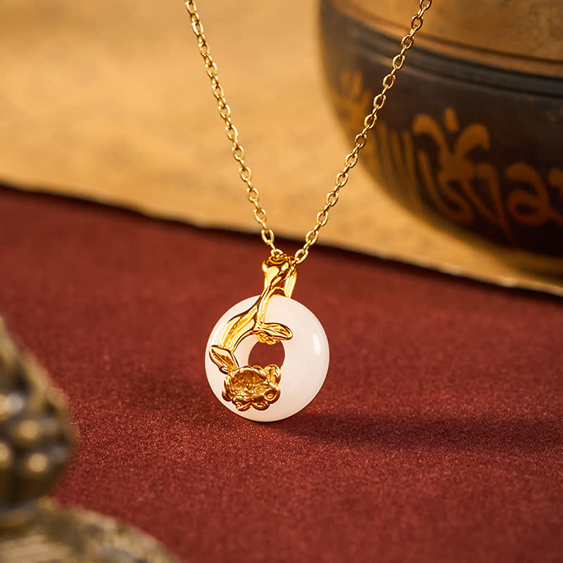 Buddha Stones Naszyjnik z wisiorkiem i klamrą z białego jadeitu z motywem piwonii i srebra próby 925 z napisem „Błogosławieństwo” - Klamra Peony&Peace - Biały Jadeit (Harmonia ♥ Szczęście) - image 0