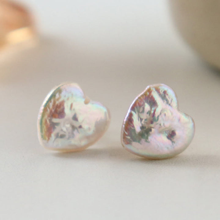 Buddha Stones Kolczyki wkrętki z perłami w kształcie serca w stylu retro - image 3
