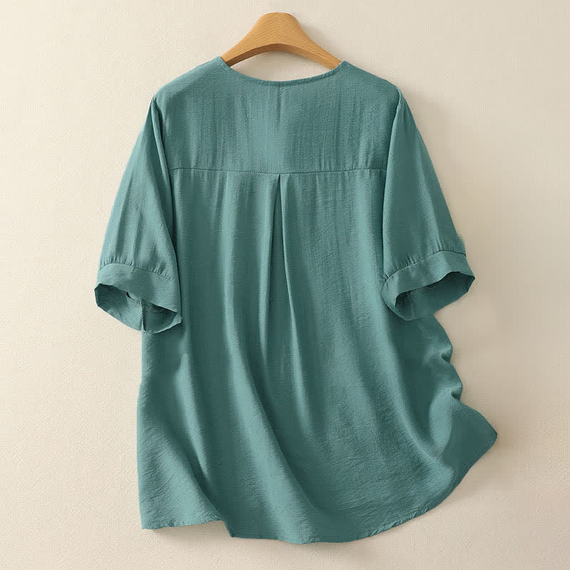 Buddha Stones Koszula damska z krótkim rękawem i okrągłym dekoltem z haftem „Letnia Góra” - image 1