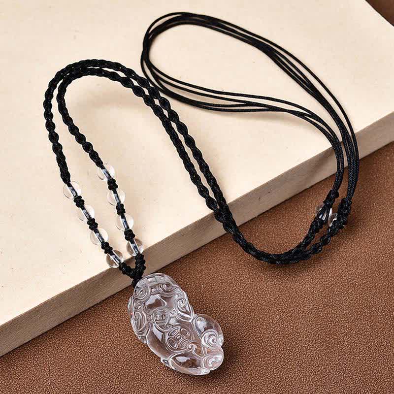 Buddha Stones Naszyjnik z koralików PiXiu Clarity z naturalnego, czystego kwarcu - PiXiu zwrócony w prawo - Kwarc przezroczysty (33*18,8*11 mm) - image 0