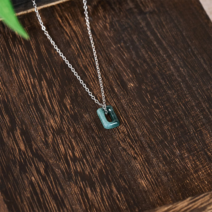 Buddha Stones Naszyjnik z wisiorkiem z zielonego jadeitu w kształcie kwadratu o małej objętości - image 10