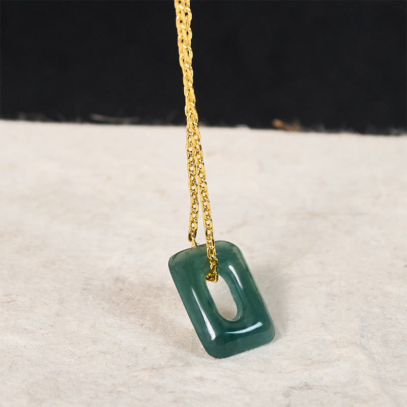 Buddha Stones Naszyjnik z wisiorkiem z zielonego jadeitu w kształcie kwadratu o małej objętości - Miniaturowy kwadrat – naturalny jadeit (kolor może się różnić) - Złoty - image 1