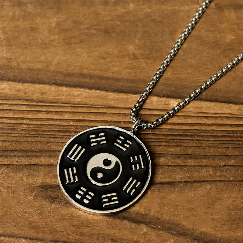 Buddha Stones Naszyjnik z wisiorkiem Yin Yang Bagua ze stali tytanowej - image 1