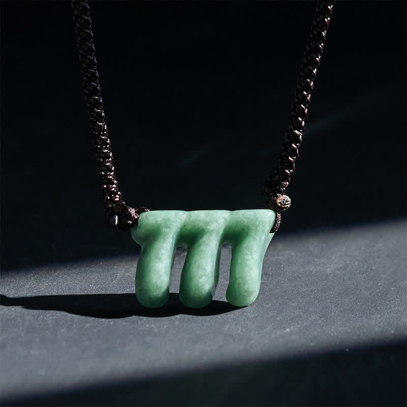 Buddha Stones Naszyjnik z naturalnym zielonym jadeitem z numerem anioła 777, symbolizujący dobrobyt - image 1