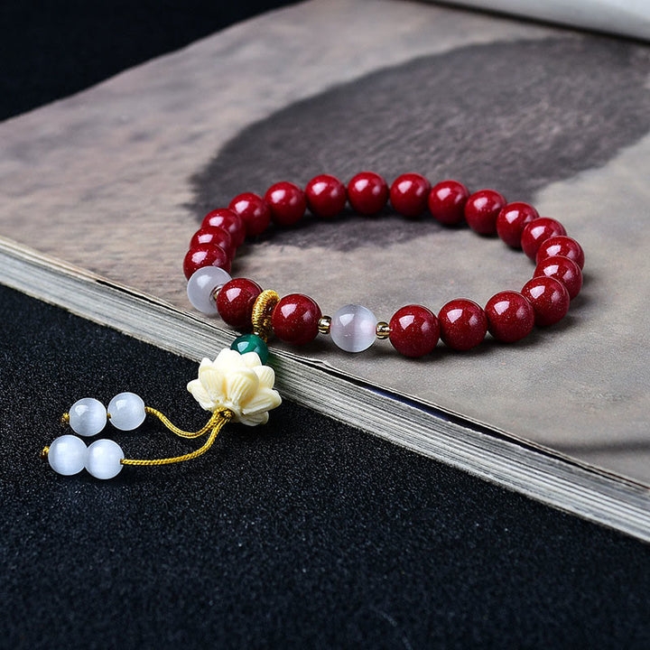 Buddha Stones Naturalna bransoletka z zawieszką z kociego oka w kolorze cynobru i kości słoniowej z motywem lotosu - image 2